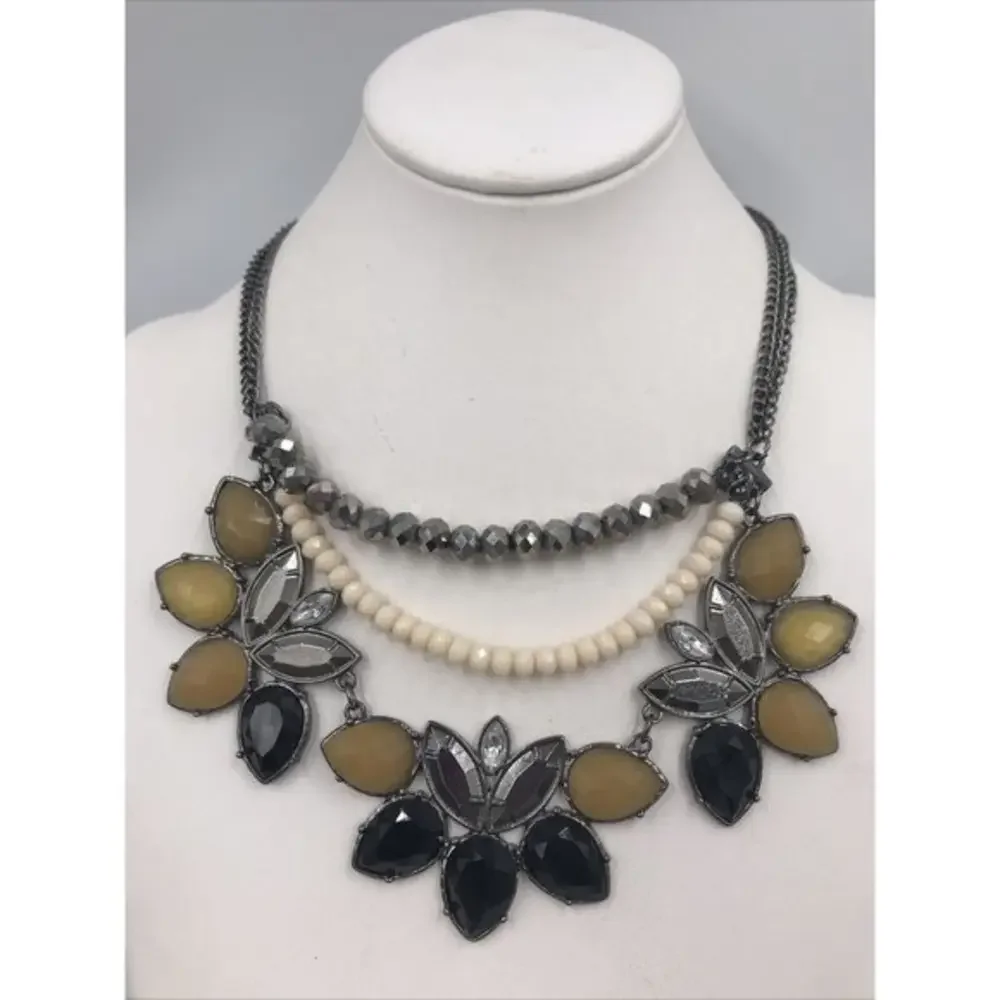 Gun Metal tone Black/Grey Cream Rhinestone Necklace‎ 18